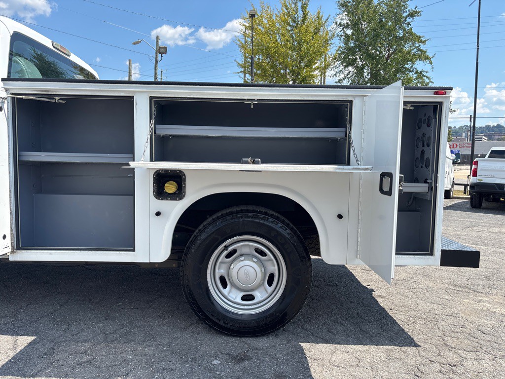 2016 Ford F-250 Image 27