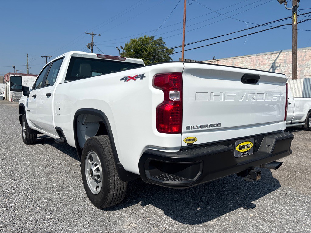 2025 Chevrolet C/K 2500 Image 2