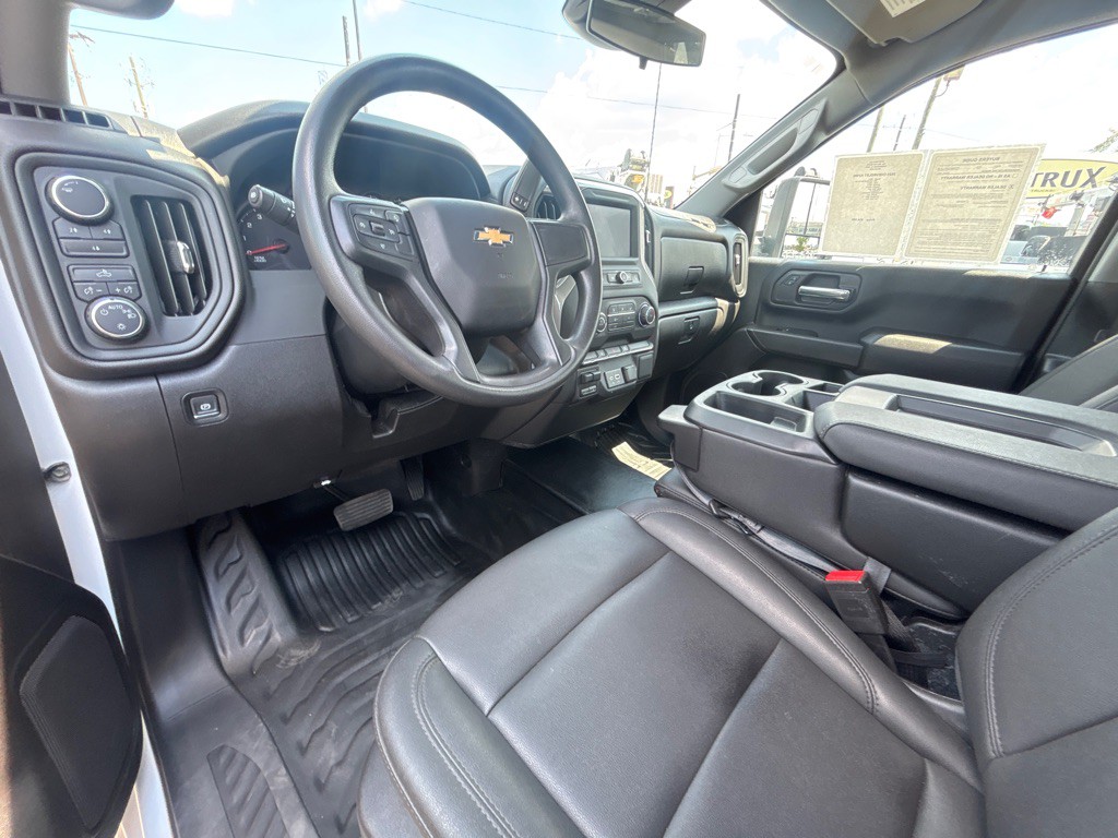 2025 Chevrolet C/K 2500 Image 14
