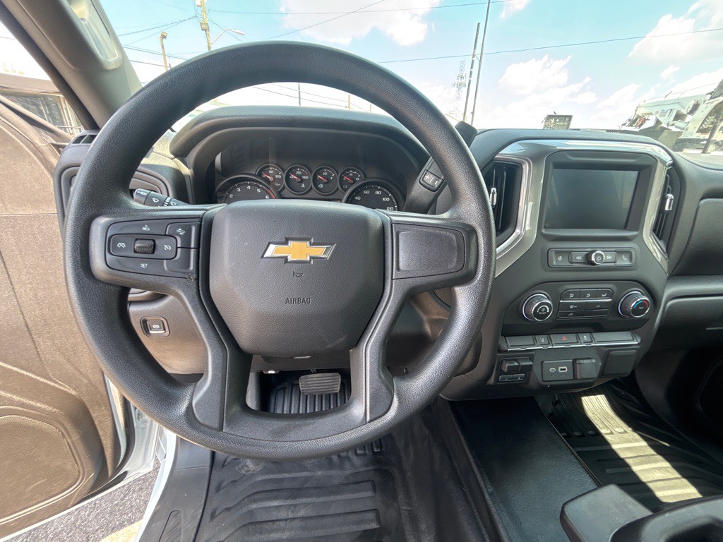 2025 Chevrolet C/K 2500 Image 16