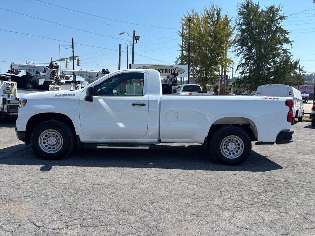 2022 Chevrolet Silverado 1500 Image 2