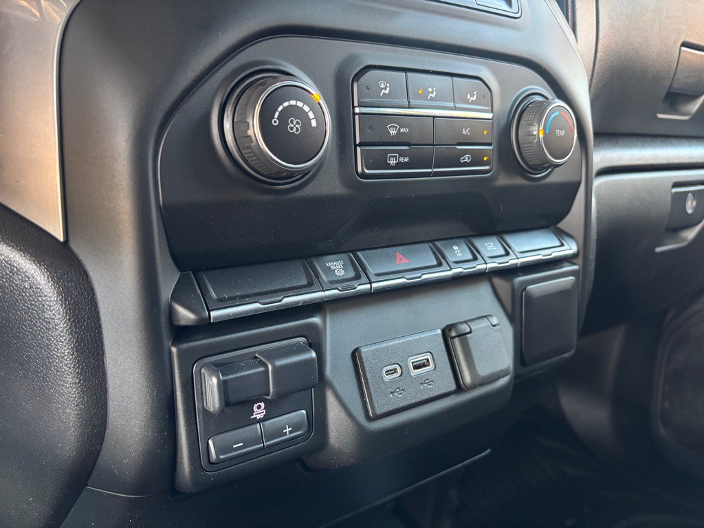 2023 Chevrolet Silverado 1500 Image 17