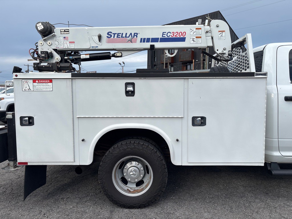 2022 RAM 3500 Image 6