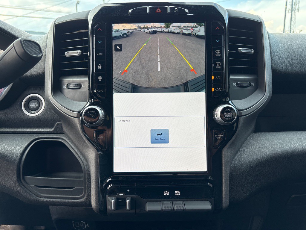 2024 RAM 2500 Image 17