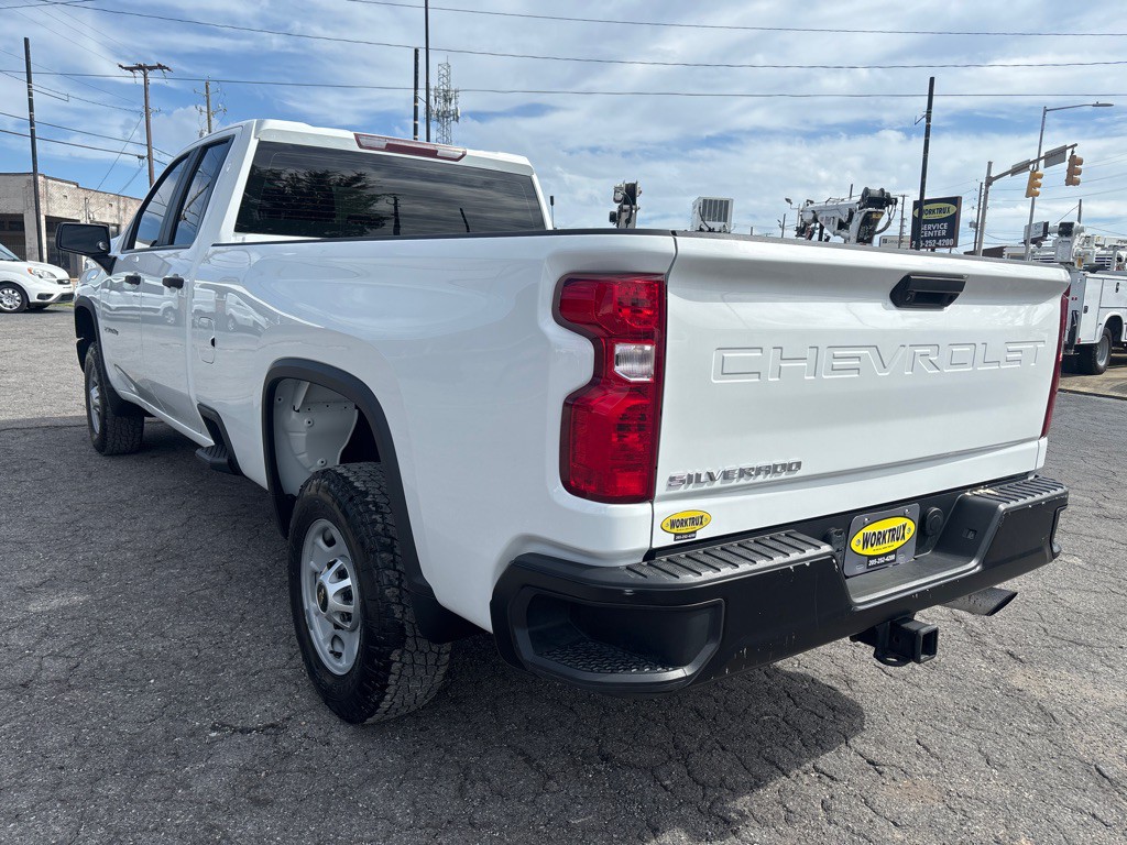 2021 Chevrolet Silverado 1500 Image 3