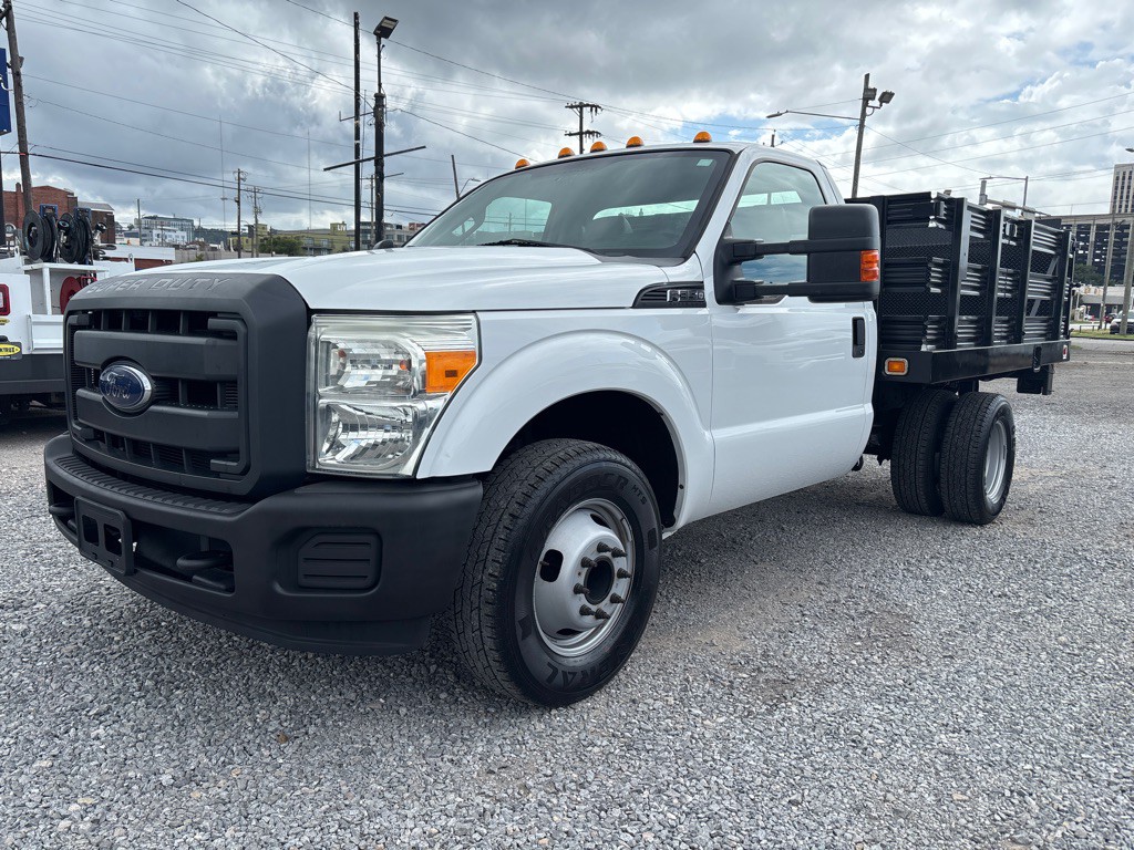 2016 Ford F-350 Image 1