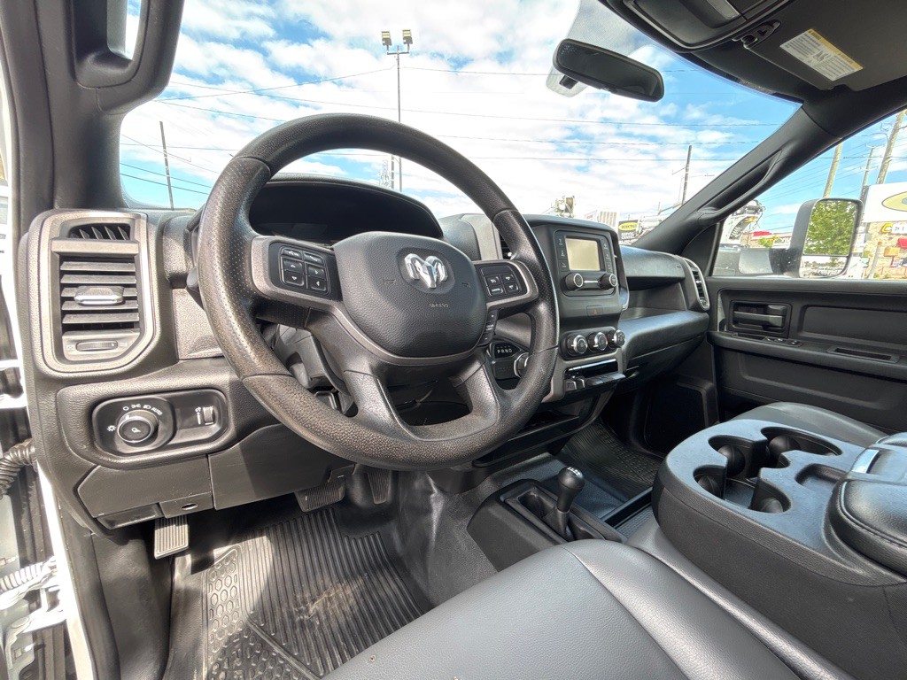2022 RAM 2500 Image 9