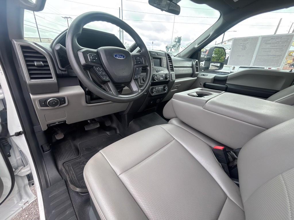 2021 Ford F-250 Image 9