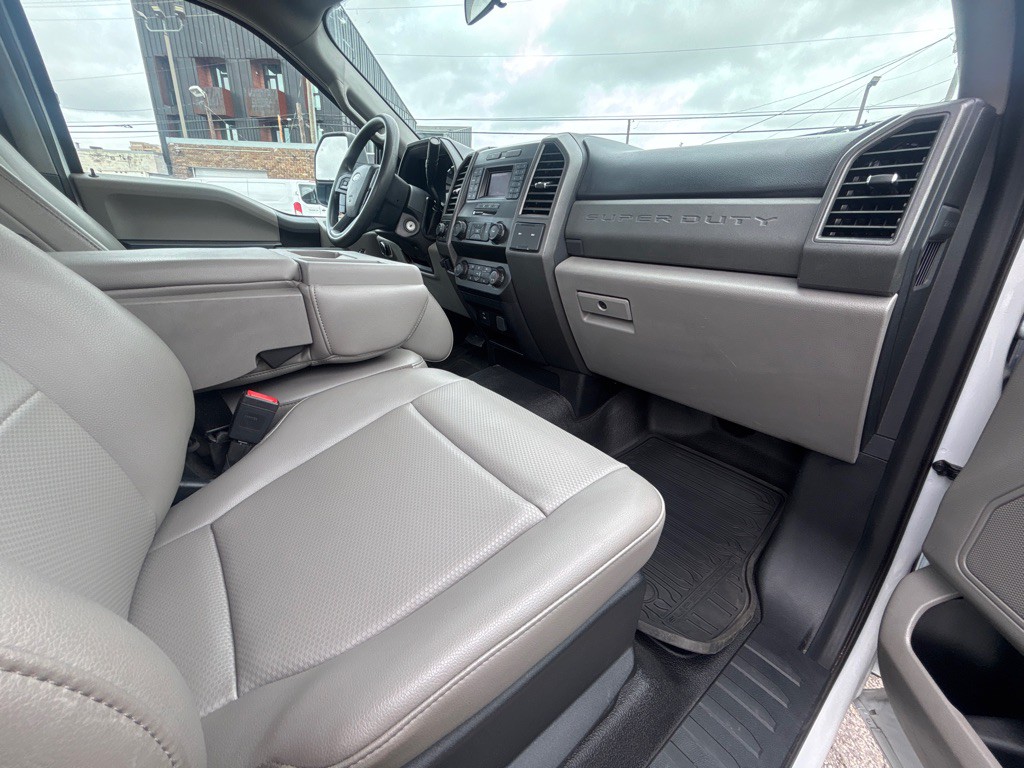 2021 Ford F-250 Image 16