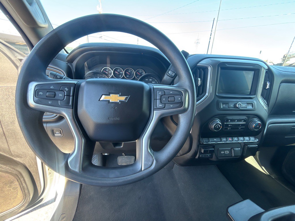 2023 Chevrolet Silverado 1500 Image 11
