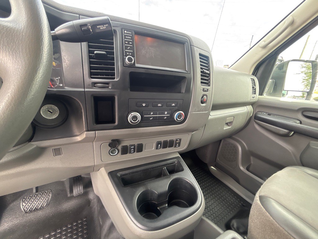2019 Nissan NV Image 14