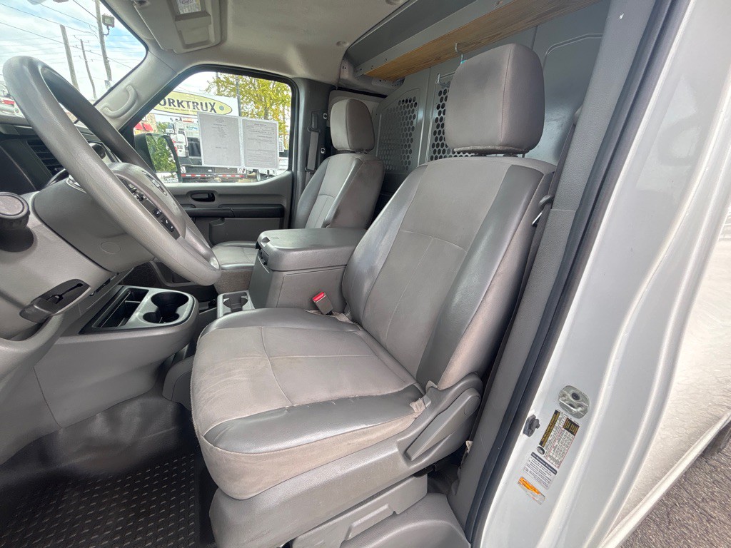 2019 Nissan NV Image 18