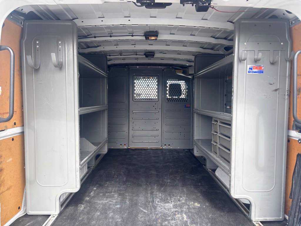 2019 Nissan NV Image 21