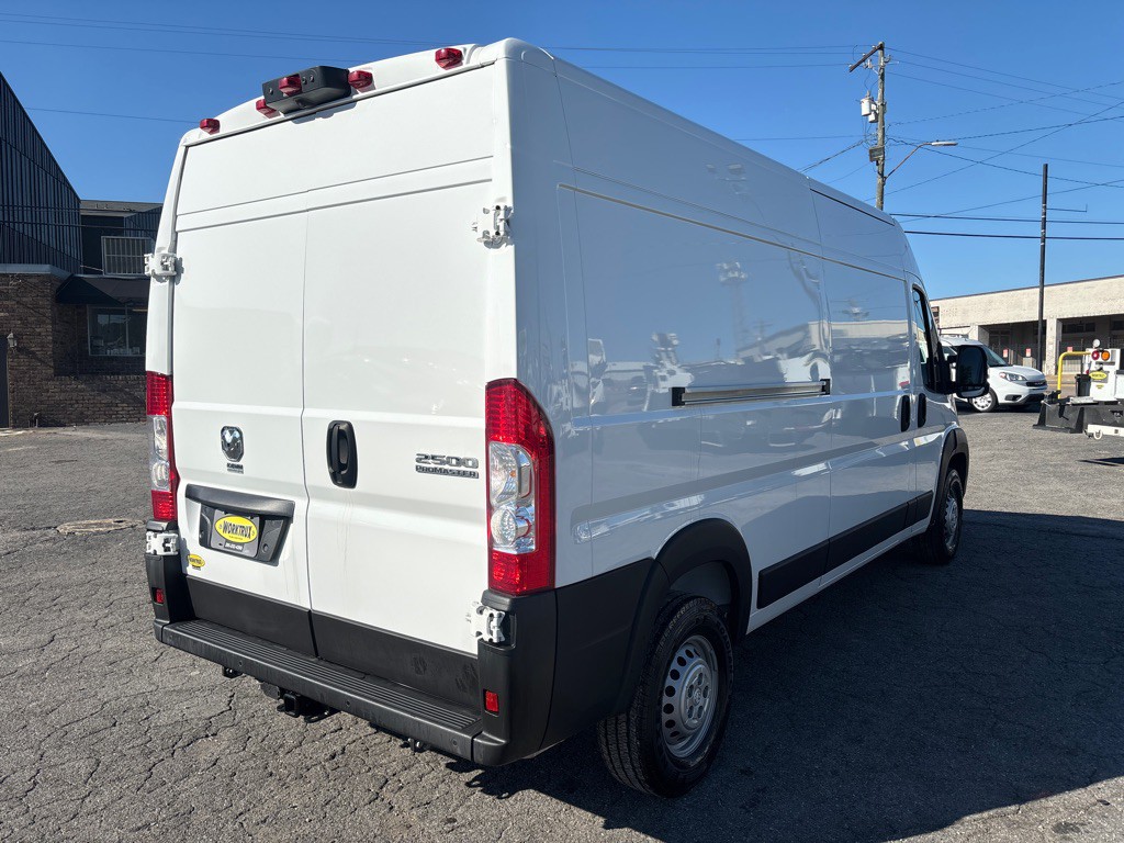 2024 RAM Promaster Image 5