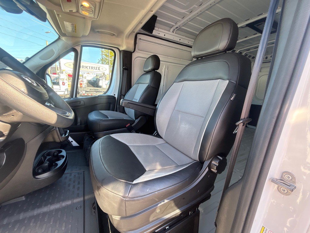 2024 RAM Promaster Image 18