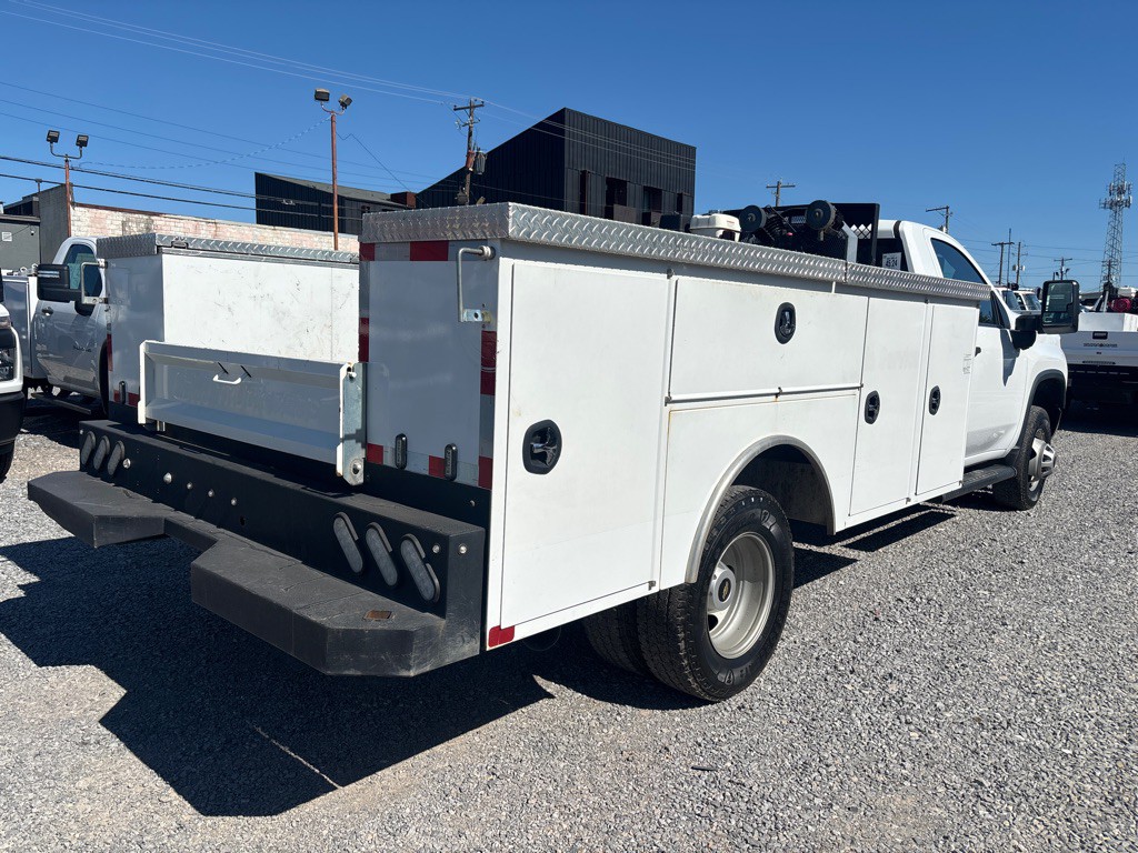 2021 Chevrolet Silverado 1500 Image 3
