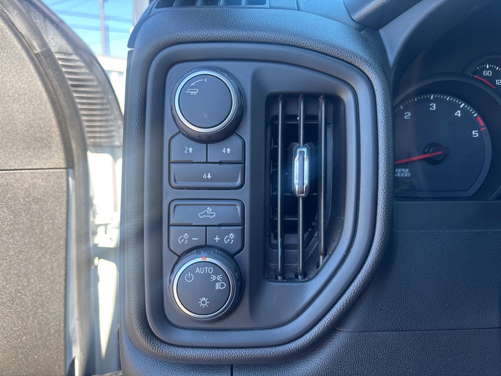 2022 Chevrolet Silverado 1500 Image 14