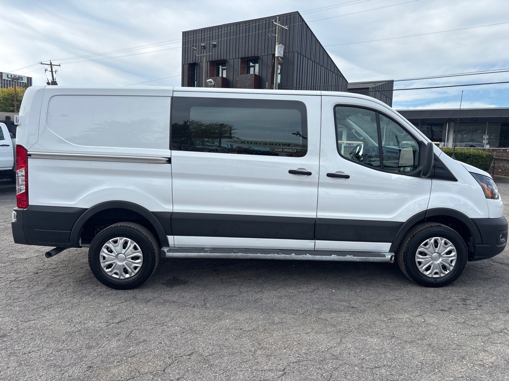 2023 Ford T250 Image 6