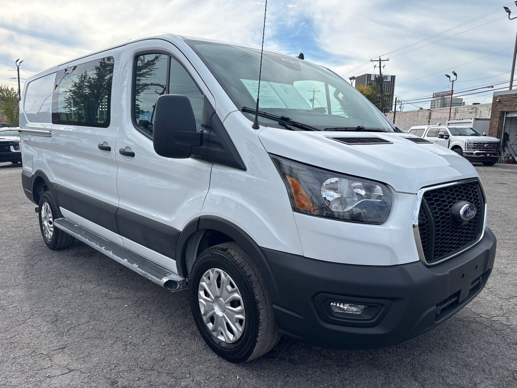 2023 Ford T250 Image 7