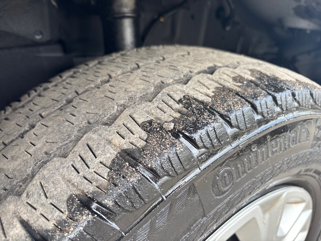 2023 Ford T250 Image 24