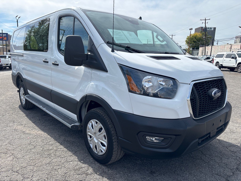 2023 Ford T250 Image 7