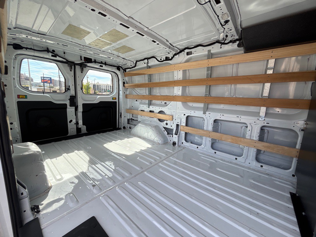 2023 Ford T250 Image 21