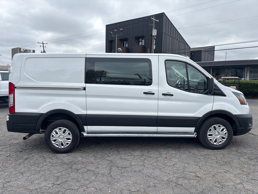 2023 Ford T250 Image 6