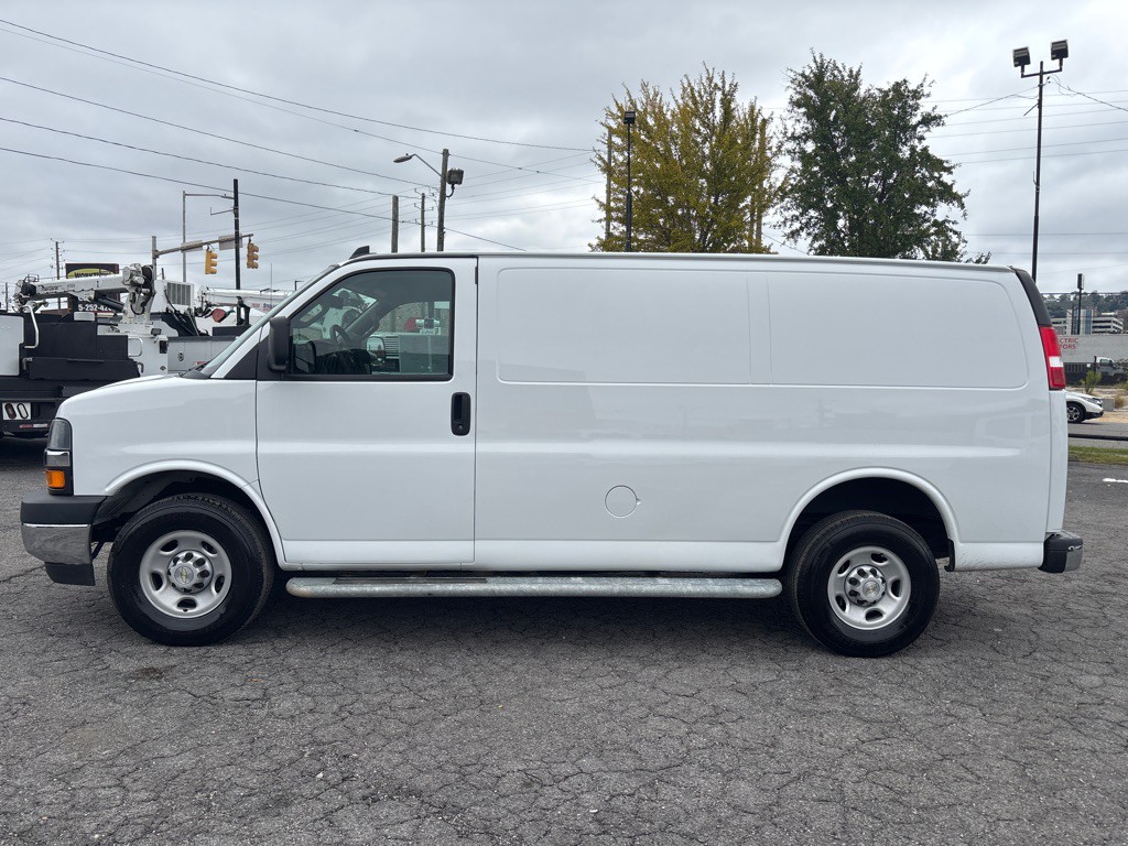 2023 Chevrolet Silverado 2500 Image 2