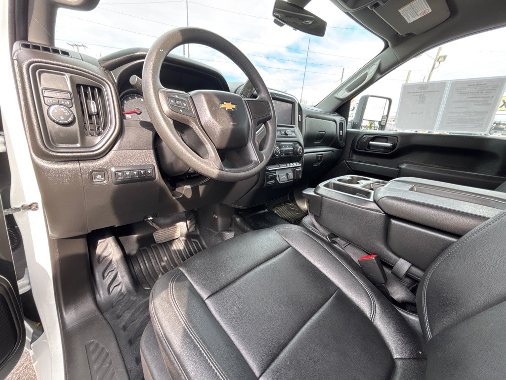 2022 Chevrolet Silverado 1500 Image 9