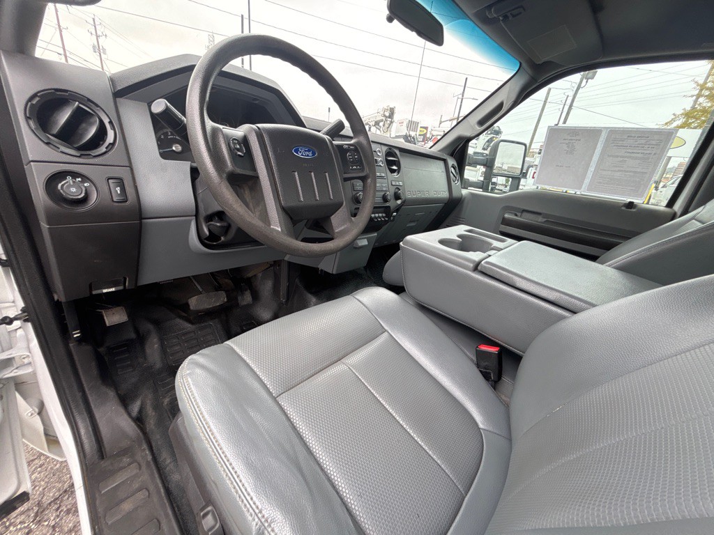 2016 Ford F-350 Image 9