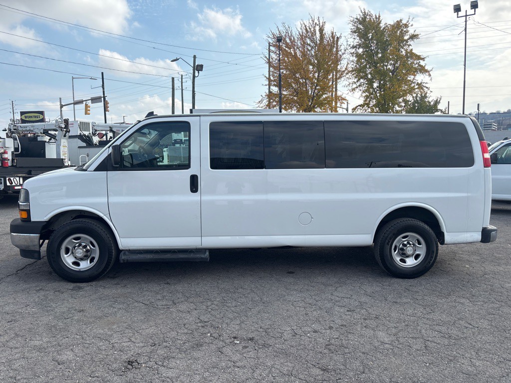 2019 Chevrolet Express Image 2