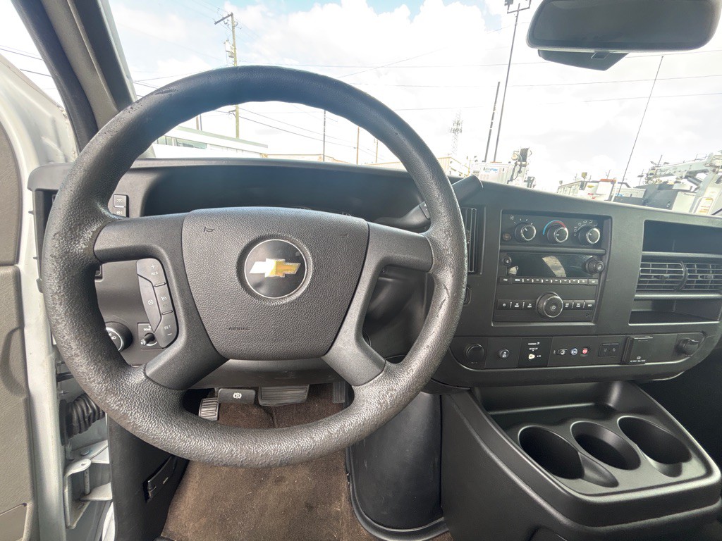 2019 Chevrolet Express Image 11
