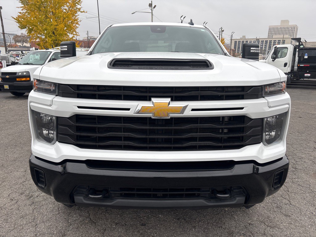 2024 Chevrolet Silverado 1500 Image 8