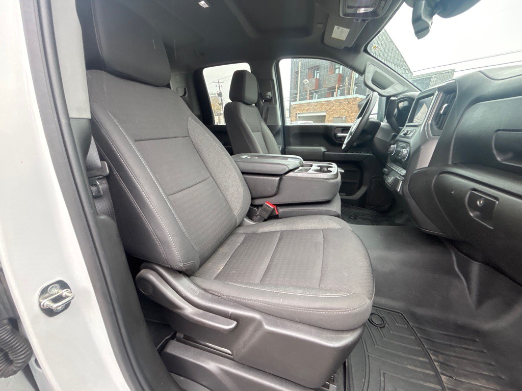 2024 Chevrolet Silverado 1500 Image 17