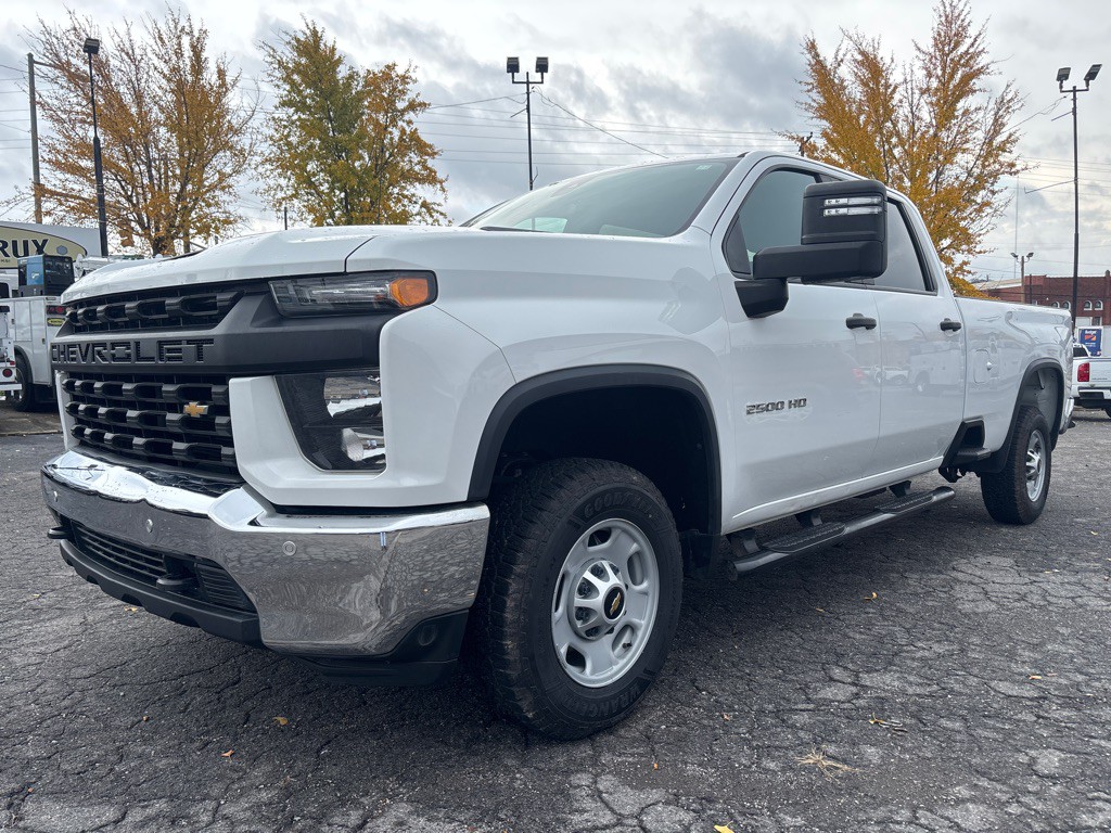 2022 Chevrolet Silverado 1500 Image 1