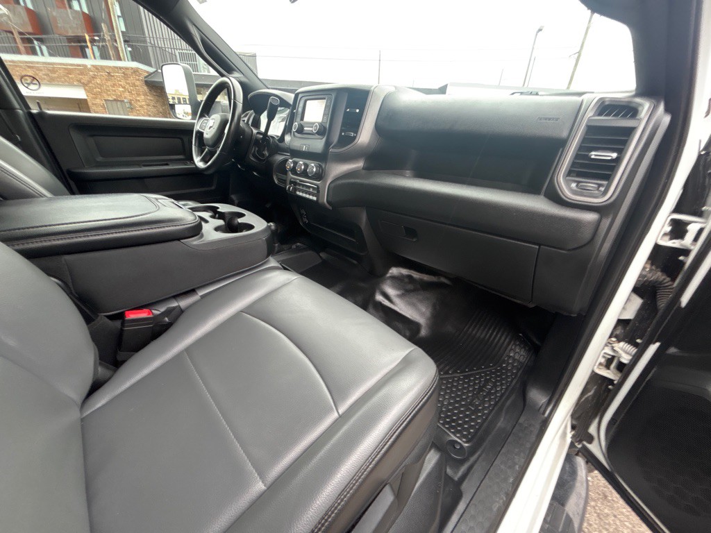 2022 RAM 5500 Image 20