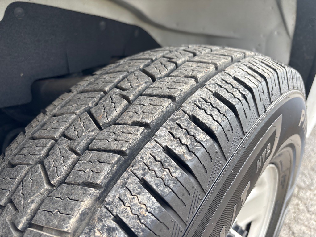 2023 GMC Savana Image 21