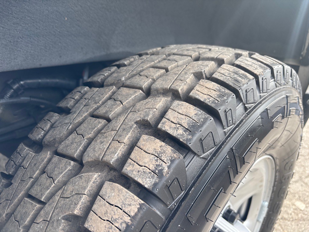 2023 GMC Savana Image 22