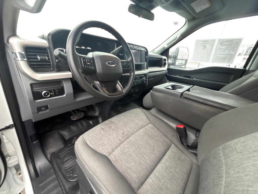 2024 Ford F-350 Image 9