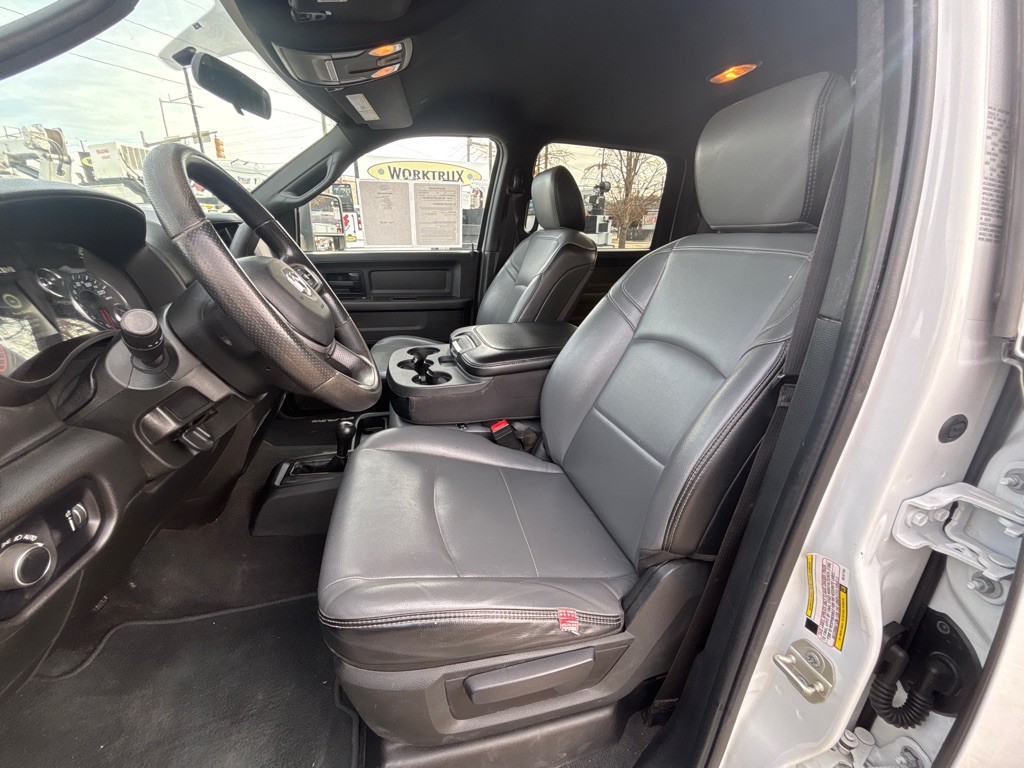 2024 RAM 3500 Image 18