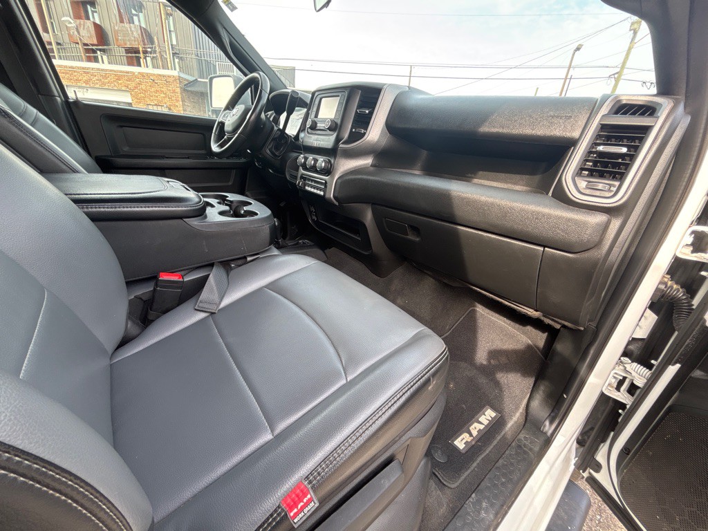 2024 RAM 3500 Image 19