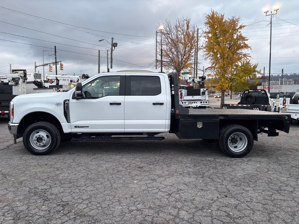 2024 Ford F-350 Image 2