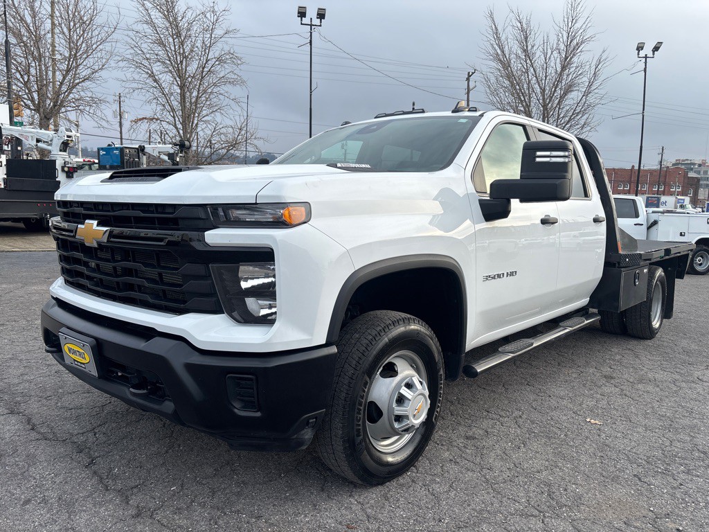 2025 Chevrolet Silverado 1500 Image 4