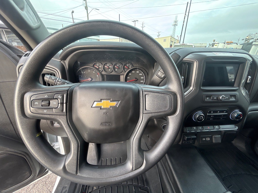 2025 Chevrolet Silverado 1500 Image 16