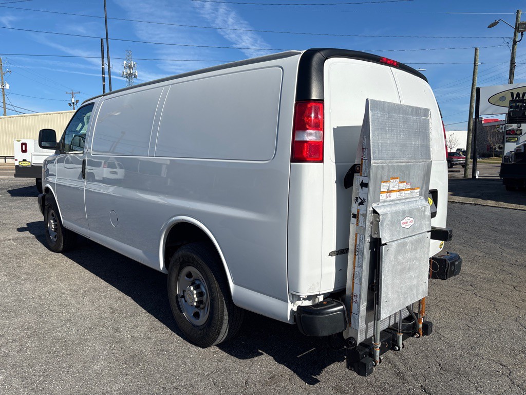 2020 Chevrolet Express Image 2