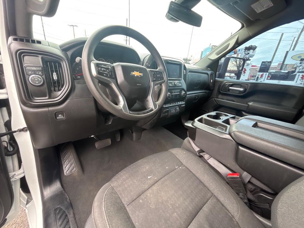 2023 Chevrolet Silverado 1500 Image 9