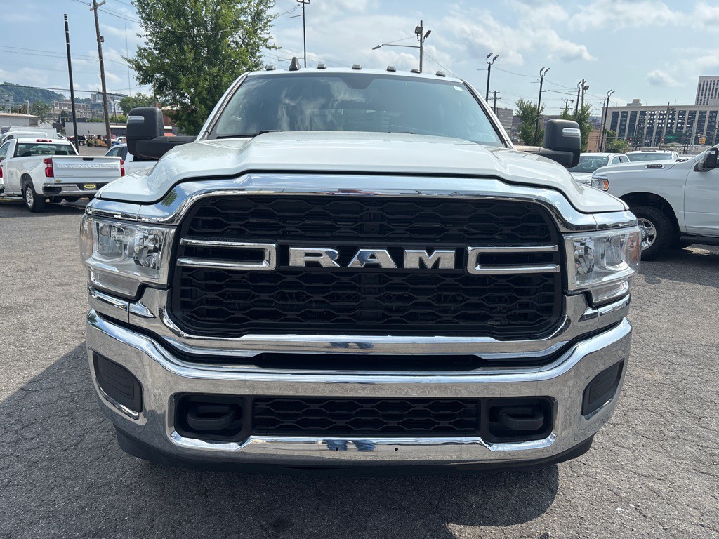 2023 RAM 2500 Image 8