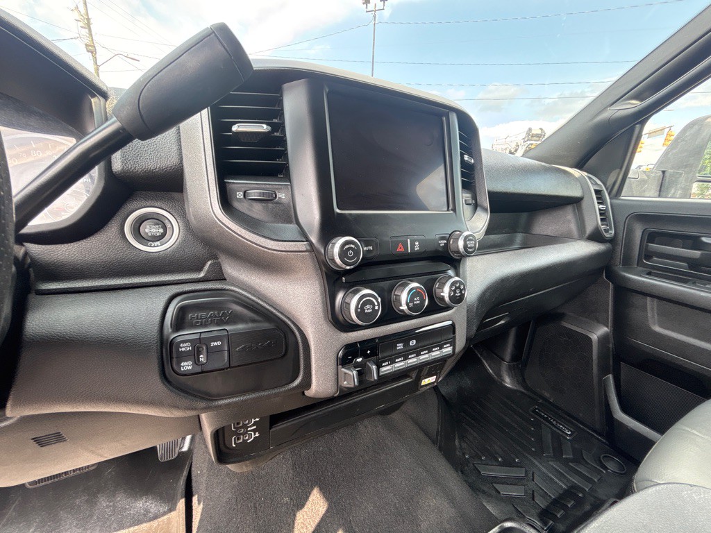 2023 RAM 2500 Image 15
