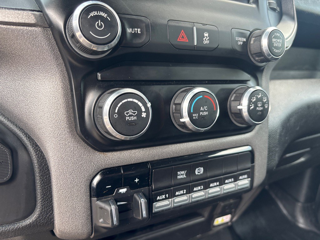 2023 RAM 2500 Image 17