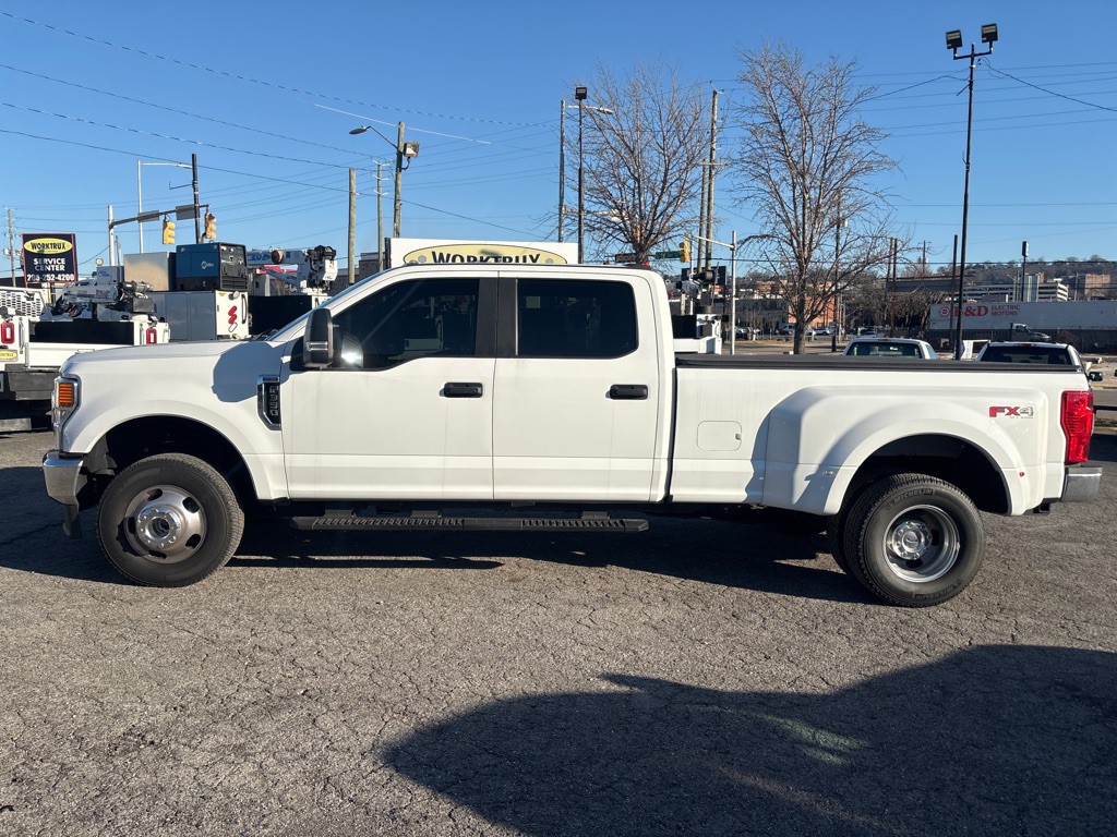 2022 Ford F-350 Image 2